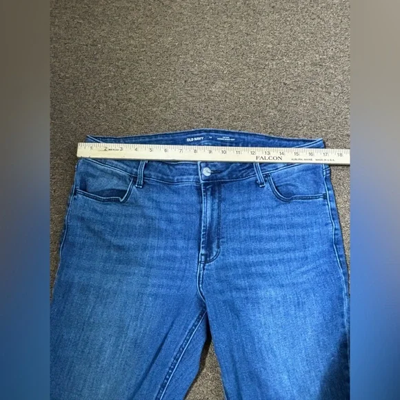 MID-RISE KICKER BOOT CUT Blue Jeans-Sz 14-Medium Wash-Old Navy - Picture 3 of 5